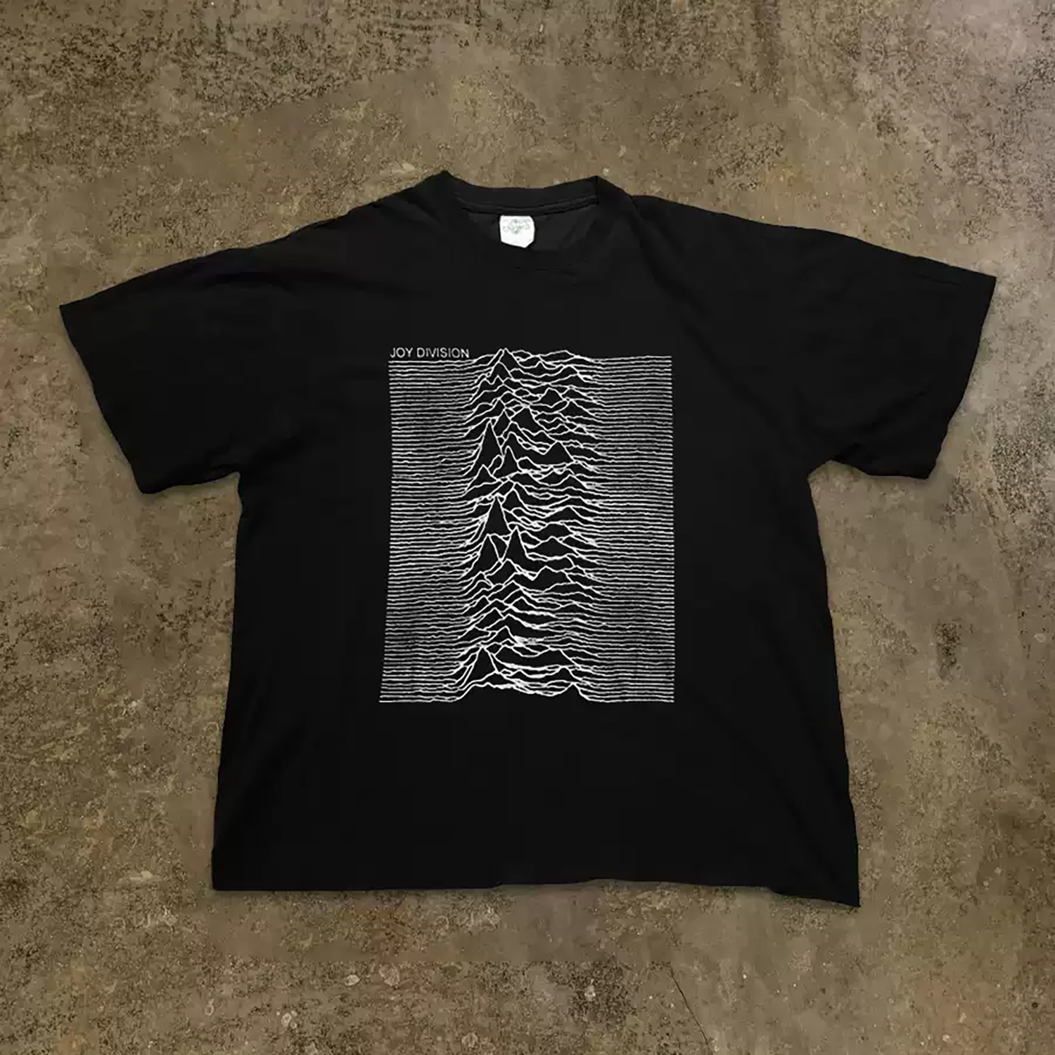 Men's Wave Men's Vintage Abstract Wave Mountain Line Graphic T-Shirt, Retro Distorted Waveform Contour Art Print Crew Neck Loose Grunge Streetwear Washed Cotton Short Sleeve Tee.